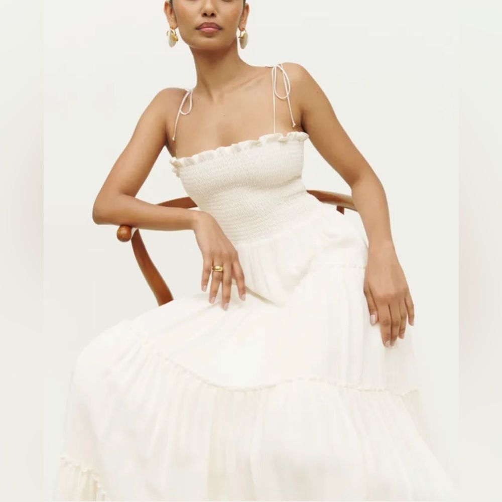 Reformation Nira tiered midi Dress size small in ivory